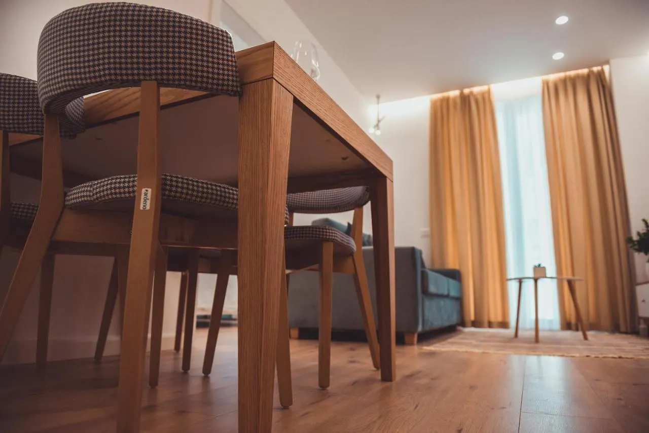 Tam Skanderbeg Square Serviced City Center Apartment No1