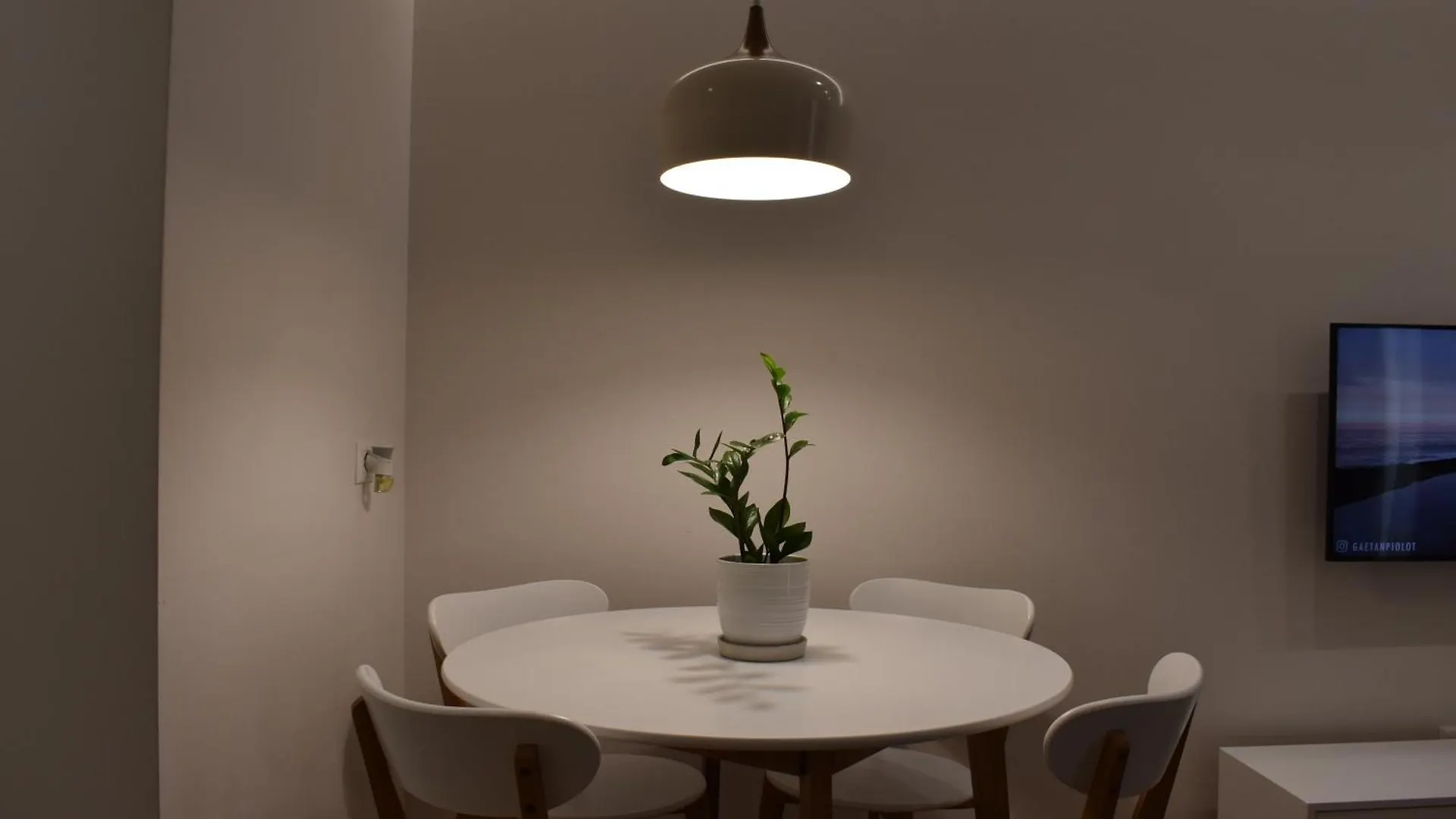 Tam Skanderbeg Square Serviced City Center Apartment No1 0*, טיראנה אלבניה